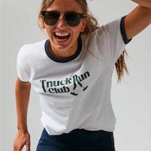 Tuckernuck Run Club unisex ringer-tee, size large, excellent condition